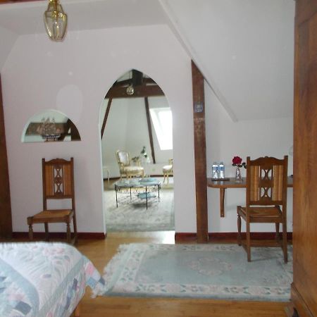 Bed and Breakfast Les Ajoncs Plougrescant Esterno foto