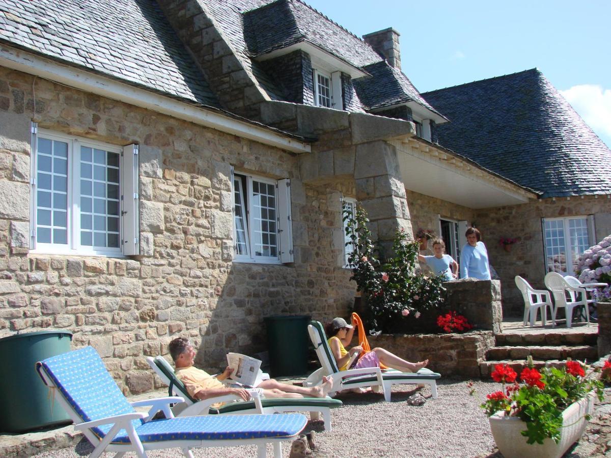 Bed and Breakfast Les Ajoncs Plougrescant Esterno foto