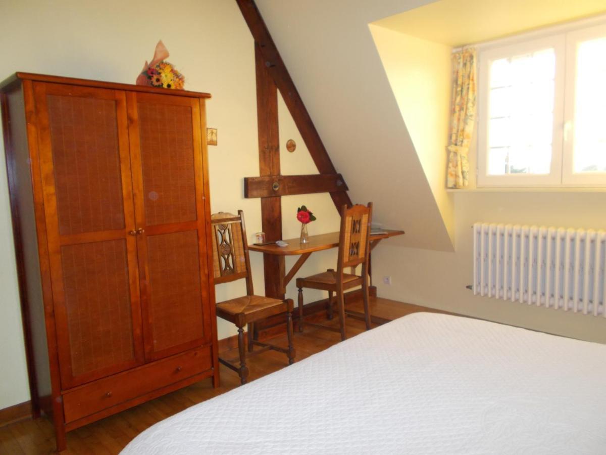 Bed and Breakfast Les Ajoncs Plougrescant Esterno foto