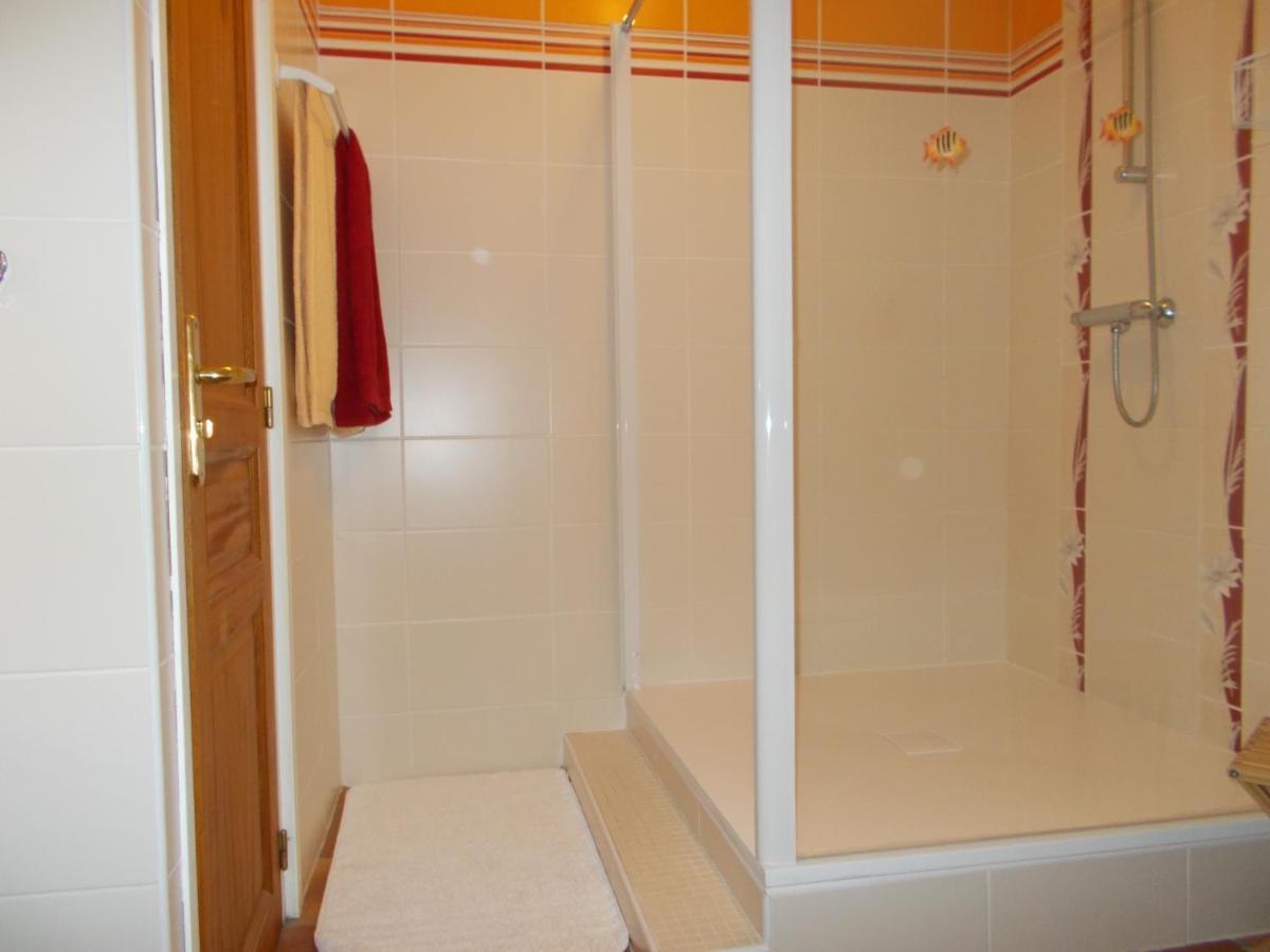 Bed and Breakfast Les Ajoncs Plougrescant Esterno foto